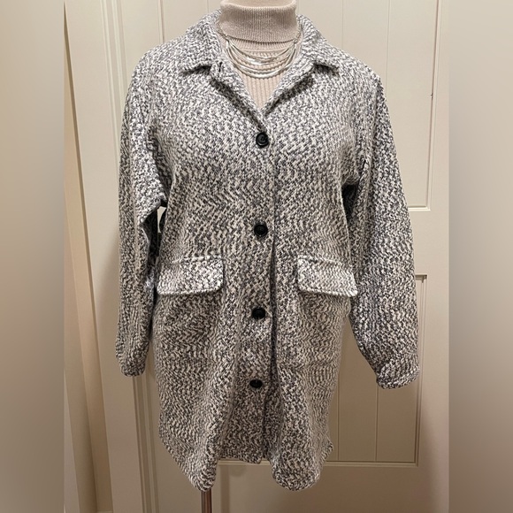 Maurices Jackets & Blazers - MAURICES 4X NWT Soft Longline Shacket
Gray/Silver Herringbone Design MSRP$65